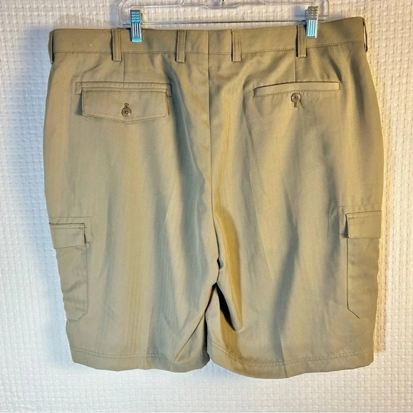 Island Republic Mens Size 42 Dark Tan Khaki Cargo Shorts Pockets Fly Front - Picture 2 of 12